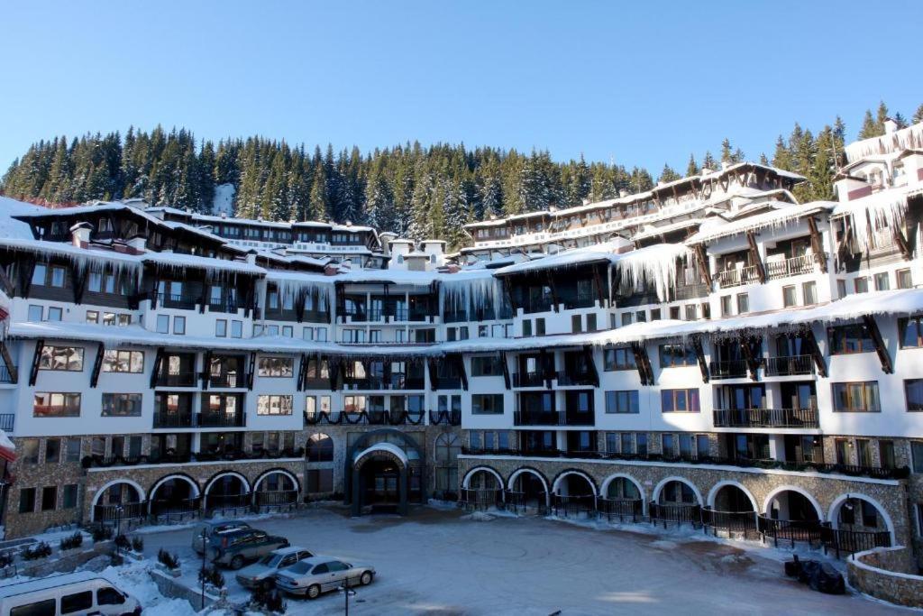 Гранд Манастира Частен Апартамент Pamporowo Exterior foto